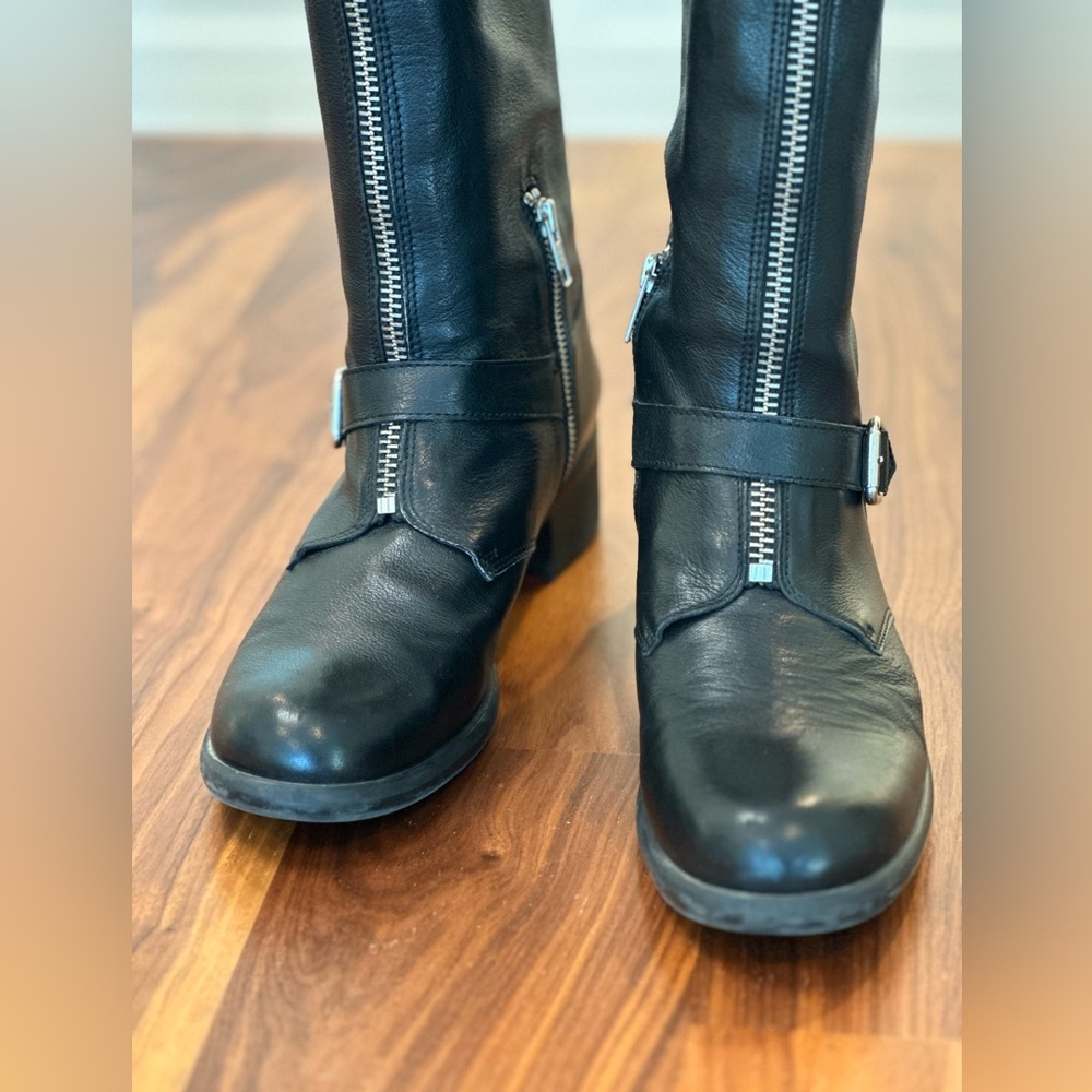Women's Black Knee-High Combat Moto Boots with Front Zipper - Picture 5 of 10